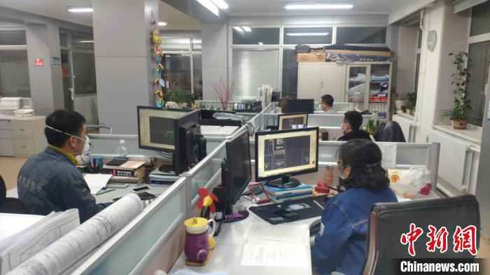  百人昼夜奋战 为龙江“小汤山”提供电力保障